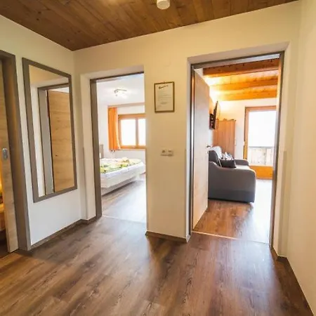 Hörhager 1 Apartment